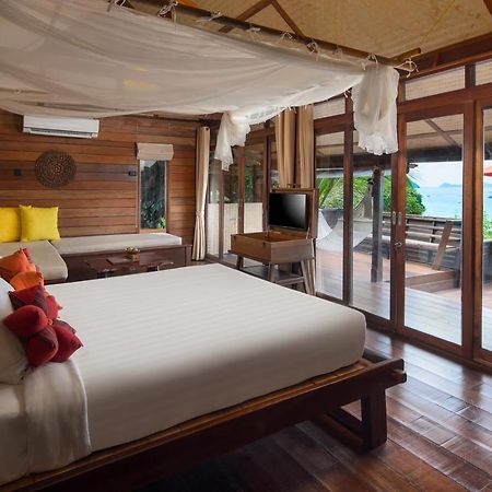 Serendipity Beach Resort Koh Lipe Bagian luar foto